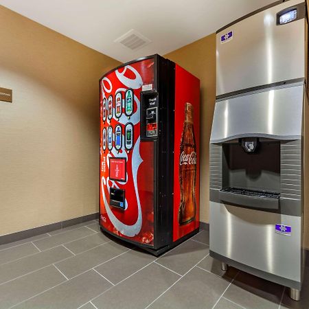Comfort Suites Grand Island Bagian luar foto