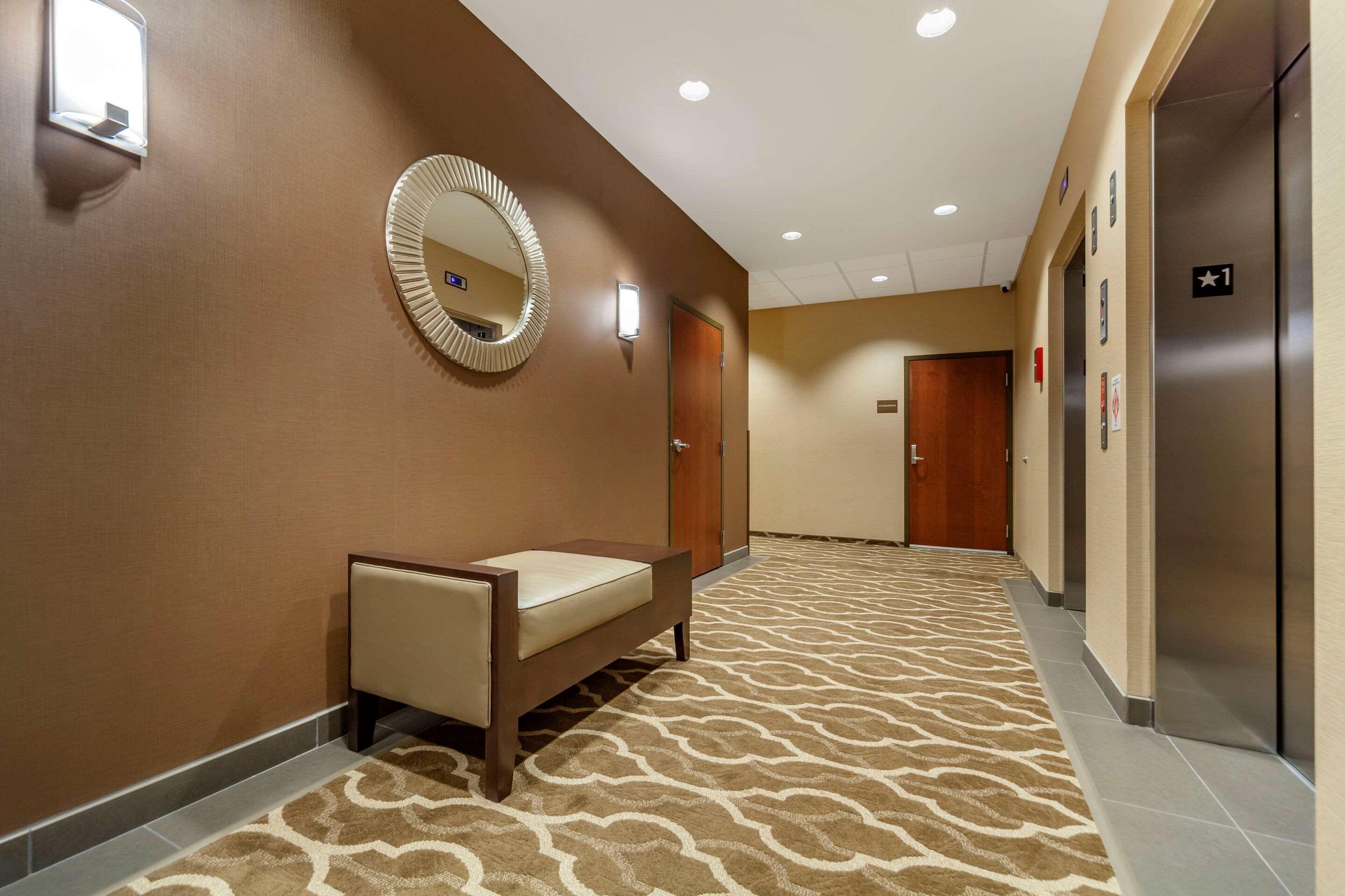 Comfort Suites Grand Island Bagian luar foto