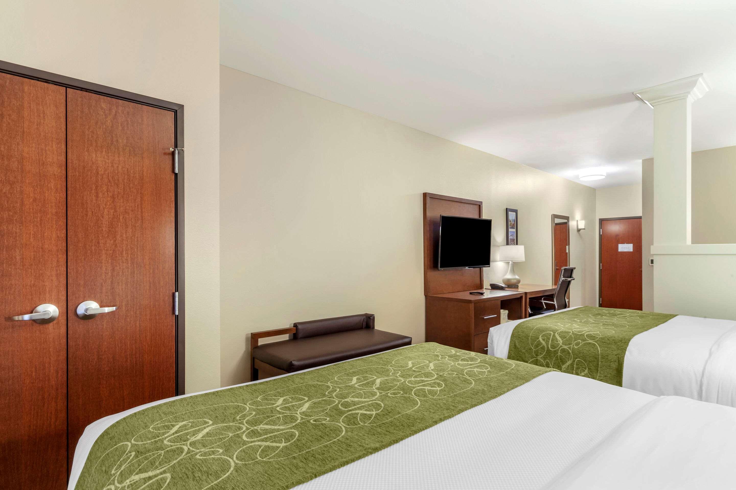 Comfort Suites Grand Island Bagian luar foto