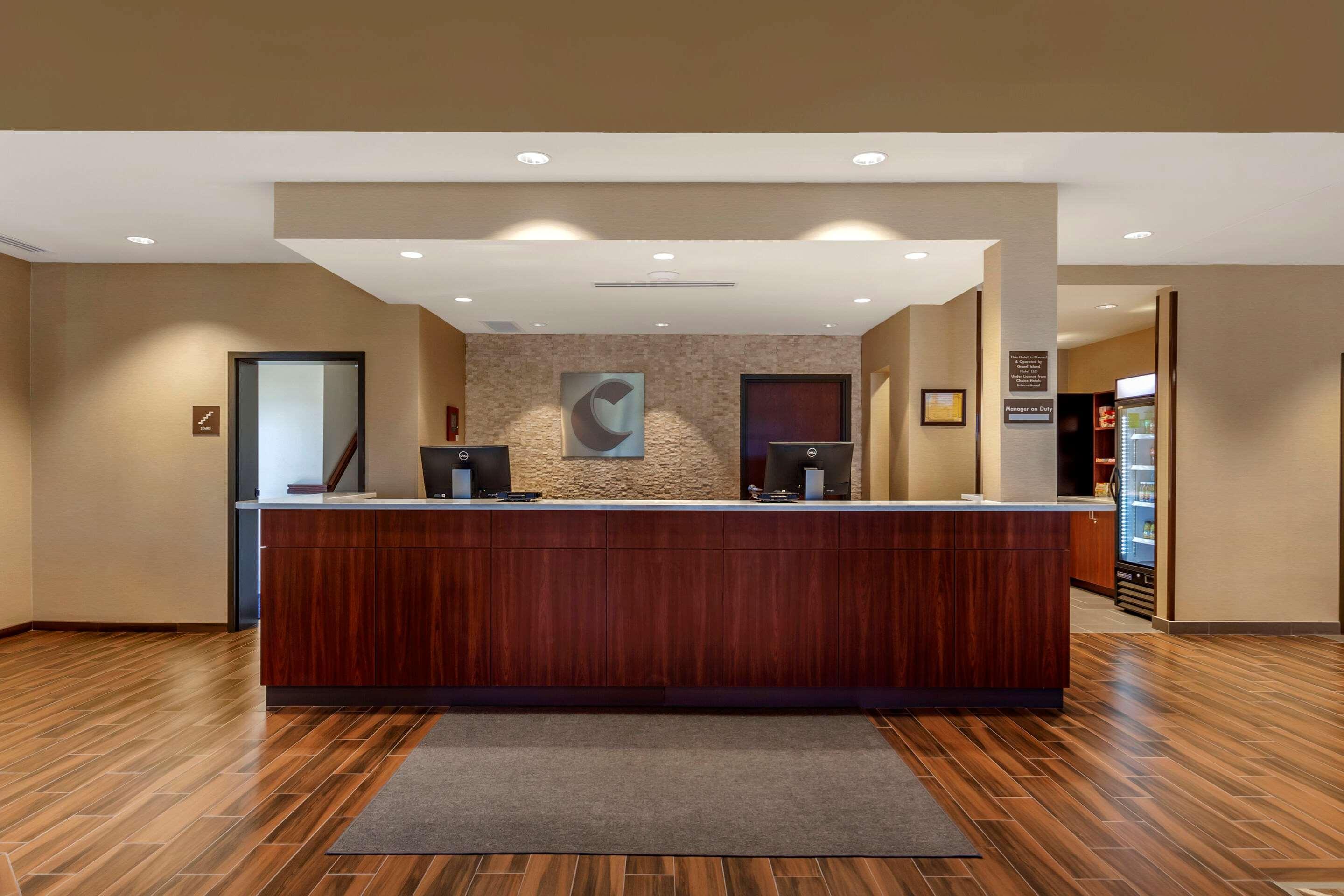 Comfort Suites Grand Island Bagian luar foto