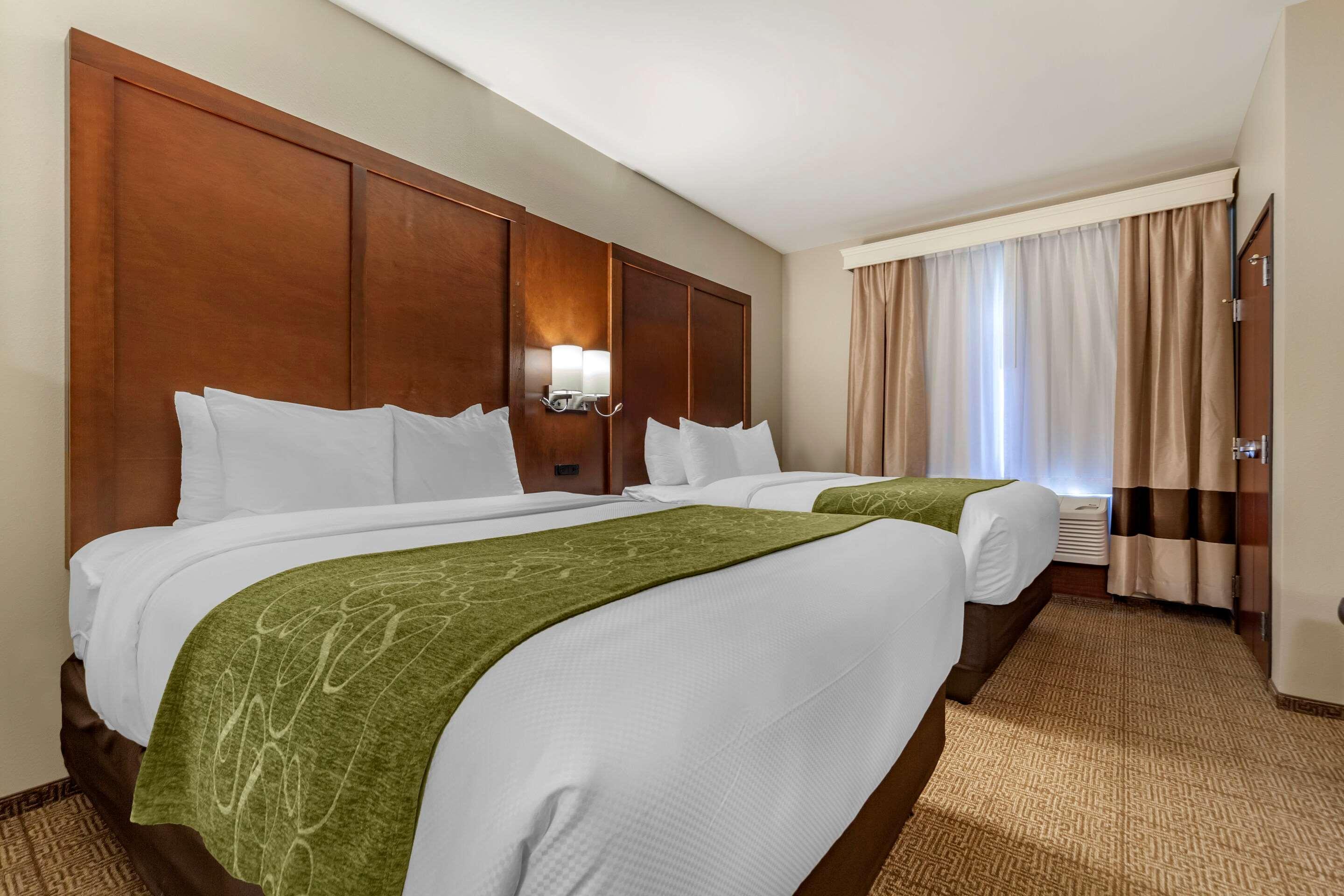 Comfort Suites Grand Island Bagian luar foto